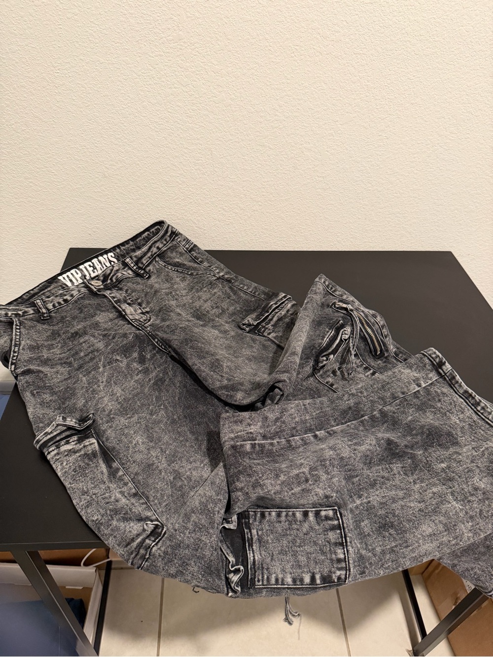 VIP Jeans Juniors Size 10 Black Acid Wash Cargo Jeans
